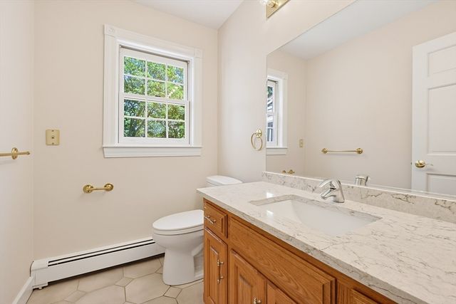 19 Windsor Dr., Foxboro, MA 02035