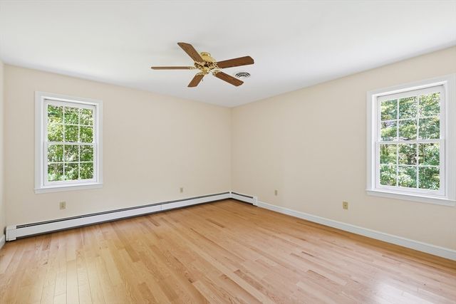 19 Windsor Dr., Foxboro, MA 02035
