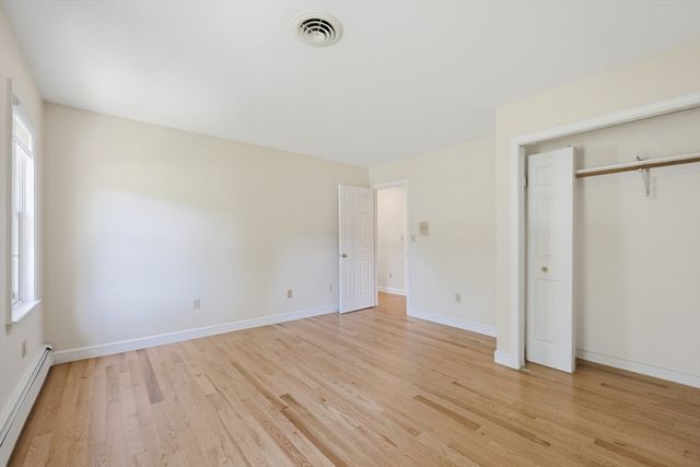 19 Windsor Dr., Foxboro, MA 02035
