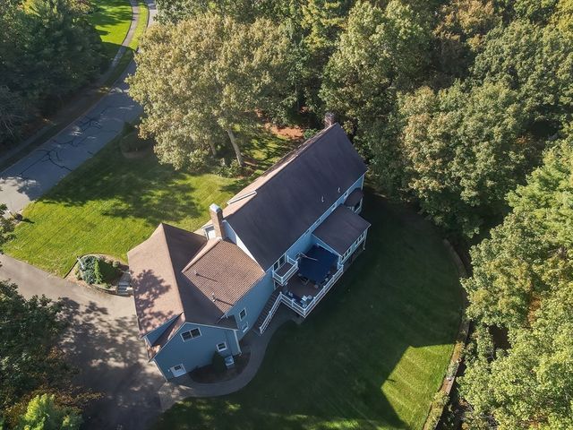 19 Windsor Dr., Foxboro, MA 02035