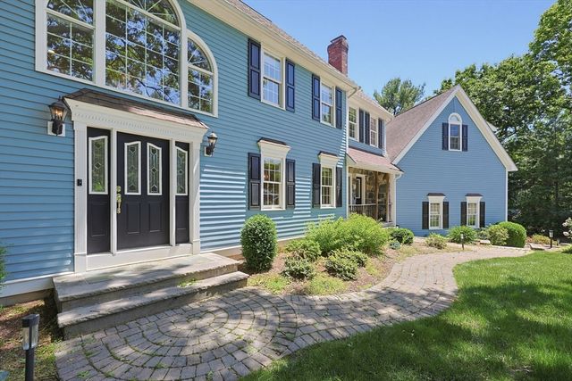 19 Windsor Dr., Foxboro, MA 02035