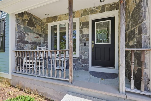 19 Windsor Dr., Foxboro, MA 02035