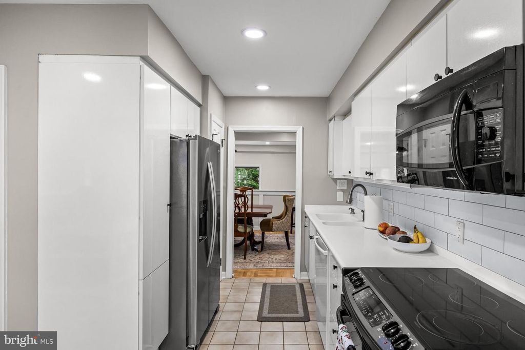 633 E MAIN ST #D5, Moorestown, NJ 08057 — photo 5