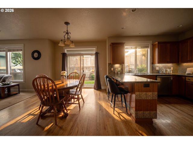 2454 EGRET Ave, Salem, OR 97306