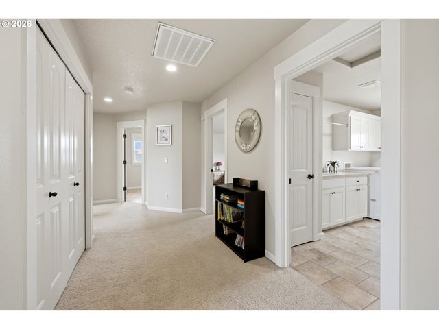 2454 EGRET Ave, Salem, OR 97306