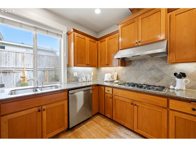 2454 EGRET Ave, Salem, OR 97306