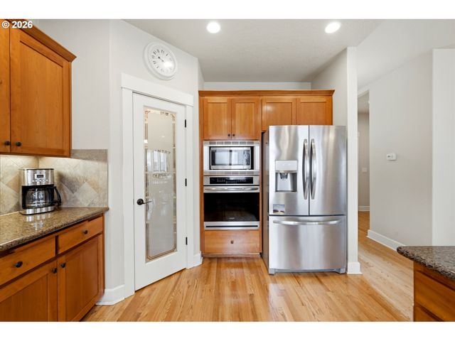 2454 EGRET Ave, Salem, OR 97306