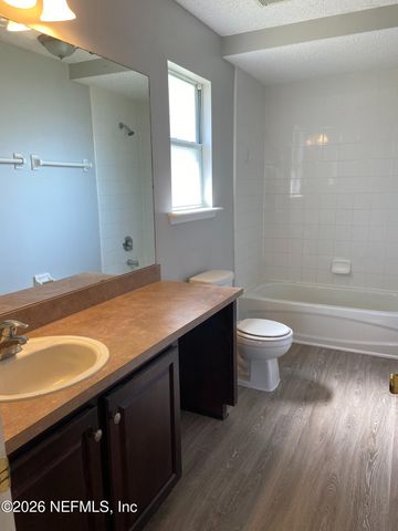 3728 ARAVA Drive, Green Cove Springs, FL 32043