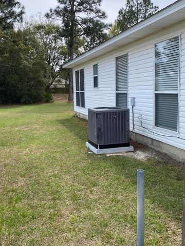 7229 Broadmoor Street, Navarre, FL 32566