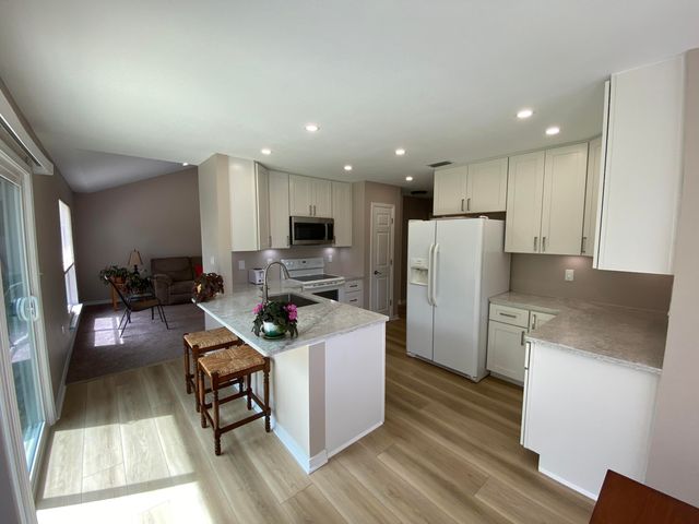 7229 Broadmoor Street, Navarre, FL 32566