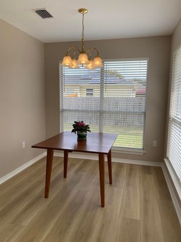 7229 Broadmoor Street, Navarre, FL 32566