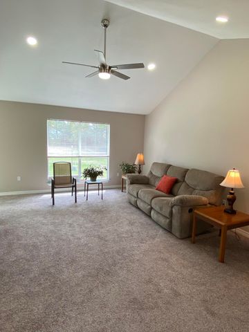 7229 Broadmoor Street, Navarre, FL 32566