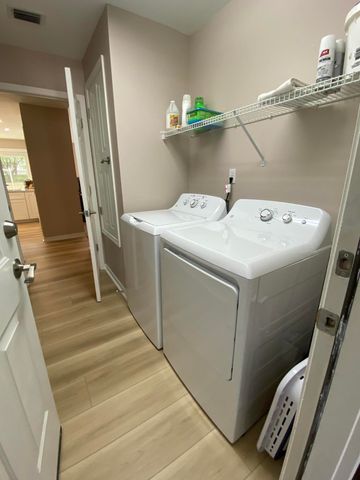 7229 Broadmoor Street, Navarre, FL 32566