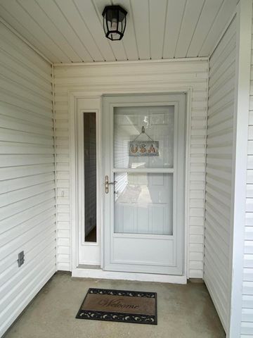 7229 Broadmoor Street, Navarre, FL 32566