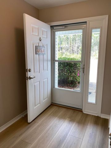 7229 Broadmoor Street, Navarre, FL 32566