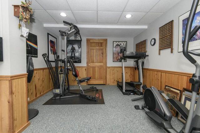 643 Cardiff DRIVE, Hartland, WI 53029