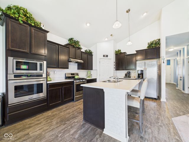 1666 Huntzinger Boulevard, Pendleton, IN 46064