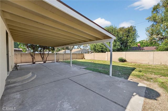 467 W Orangethorpe, Fullerton, CA 92832