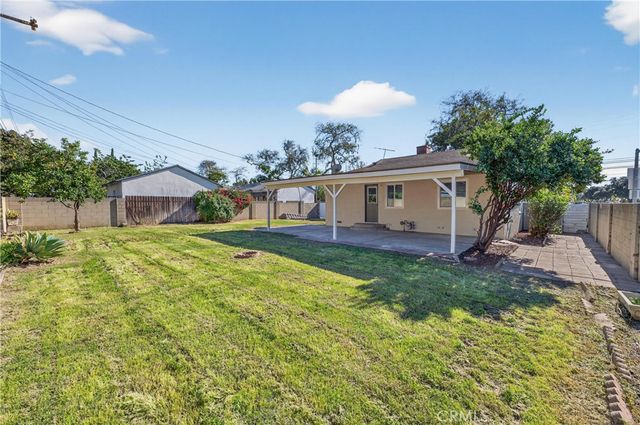 467 W Orangethorpe, Fullerton, CA 92832