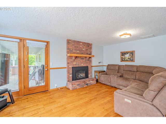 10933 Ne SHERWOOD Dr, Vancouver, WA 98686