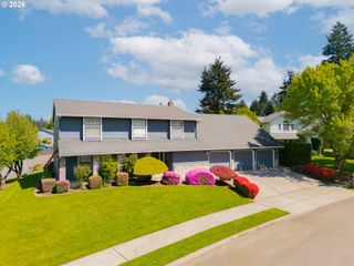 10933 Ne SHERWOOD Dr, Vancouver, WA 98686