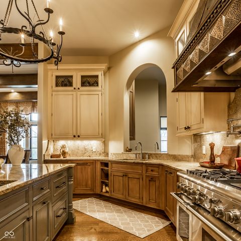 2075 S 950 E, Zionsville, IN 46077