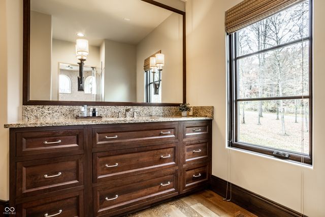 2075 S 950 E, Zionsville, IN 46077