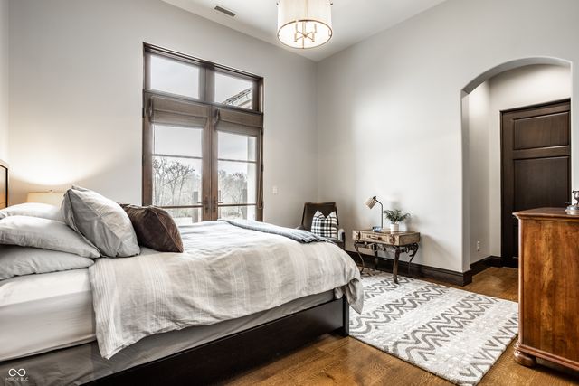 2075 S 950 E, Zionsville, IN 46077