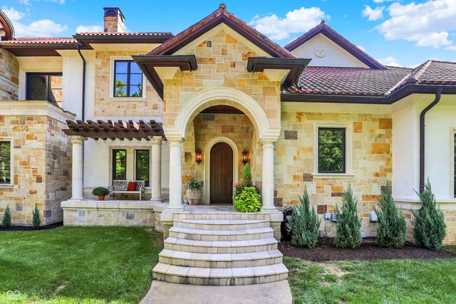 2075 S 950 E, Zionsville, IN 46077