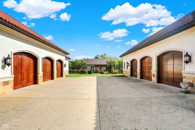 2075 S 950 E, Zionsville, IN 46077