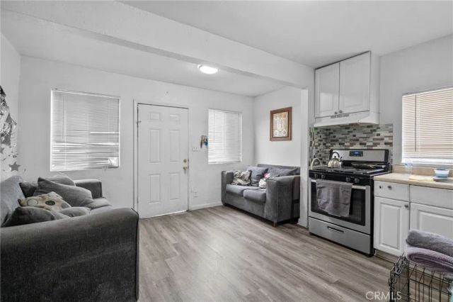 9538 Compton, Los Angeles, CA 90002