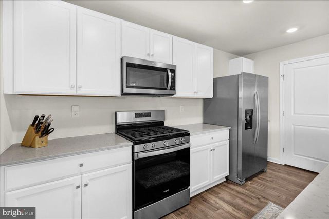 543 E 4TH ST, Bernville, PA 19506