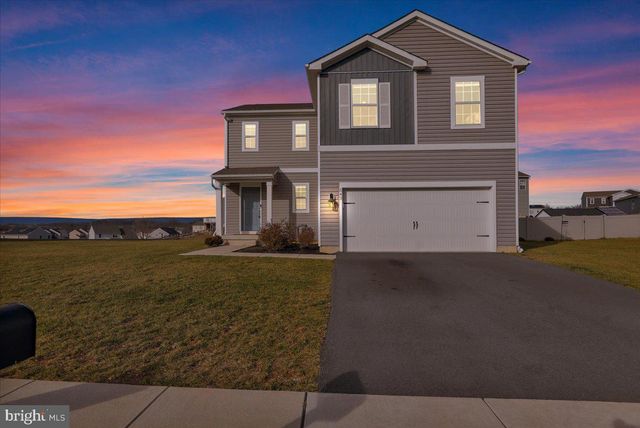 543 E 4TH ST, Bernville, PA 19506