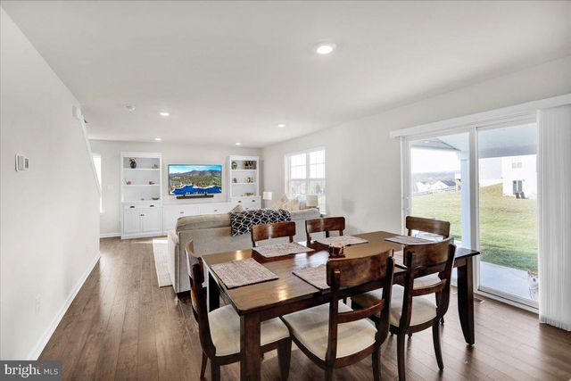 543 E 4TH ST, Bernville, PA 19506