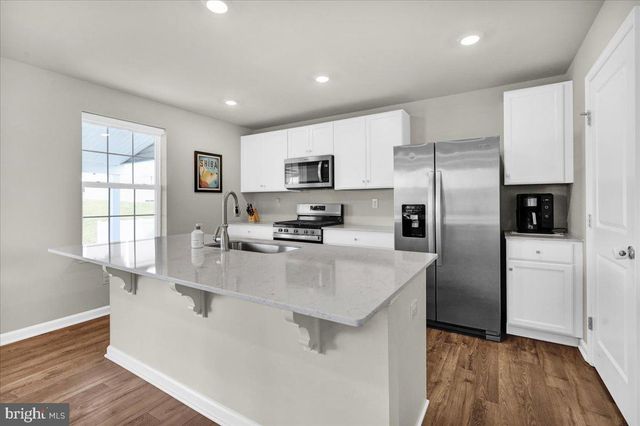 543 E 4TH ST, Bernville, PA 19506