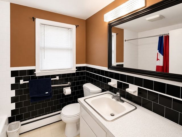 1282 Central Ave, Needham, MA 02492