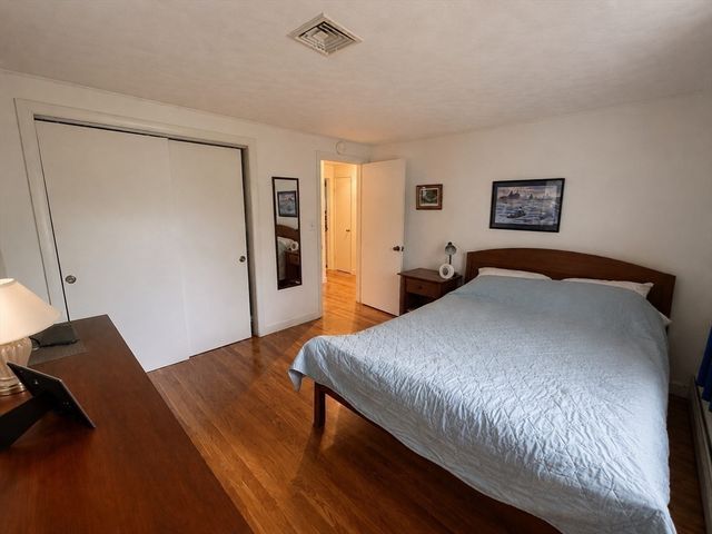 1282 Central Ave, Needham, MA 02492