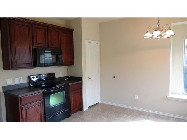 260 Flatwood Drive, Little Elm, TX 75068