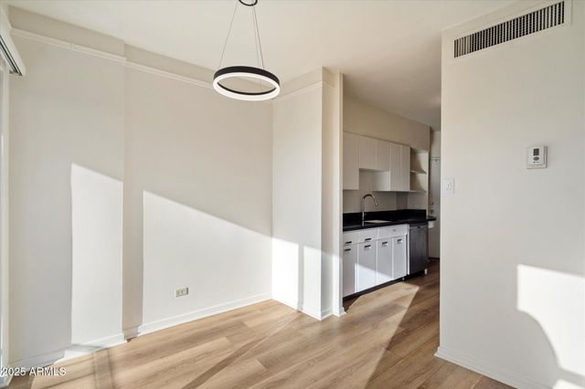 2201 N CENTRAL Avenue 5-E, Phoenix, AZ 85004