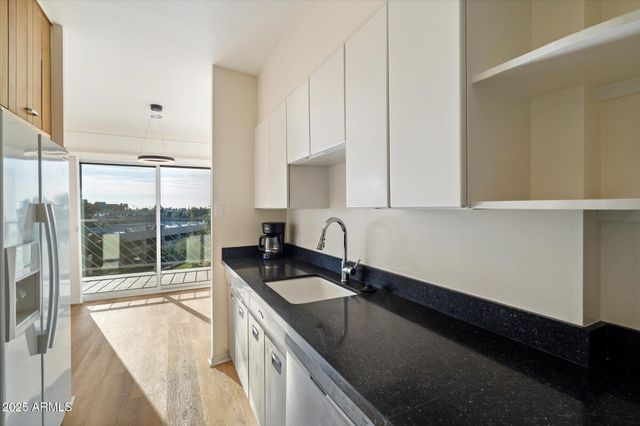 2201 N CENTRAL Avenue 5-E, Phoenix, AZ 85004