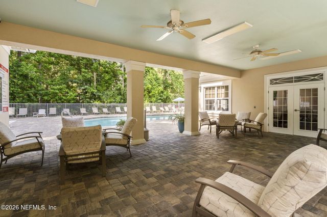 8601 BEACH Boulevard 312, Jacksonville, FL 32216