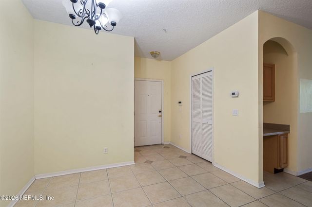 8601 BEACH Boulevard 312, Jacksonville, FL 32216