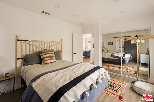 6218 Madden Avenue, Los Angeles, CA 90043