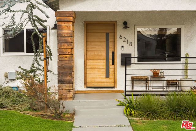 6218 Madden Avenue, Los Angeles, CA 90043