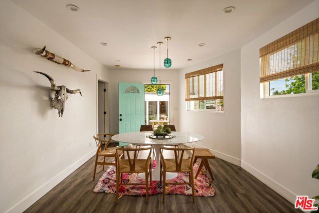 6218 Madden Avenue, Los Angeles, CA 90043