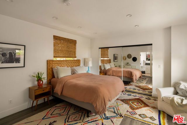 6218 Madden Avenue, Los Angeles, CA 90043
