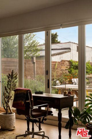 6218 Madden Avenue, Los Angeles, CA 90043