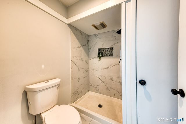 170 Heritage Village B, Southbury, CT 06488