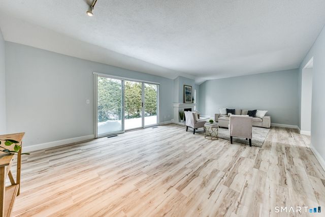 170 Heritage Village B, Southbury, CT 06488