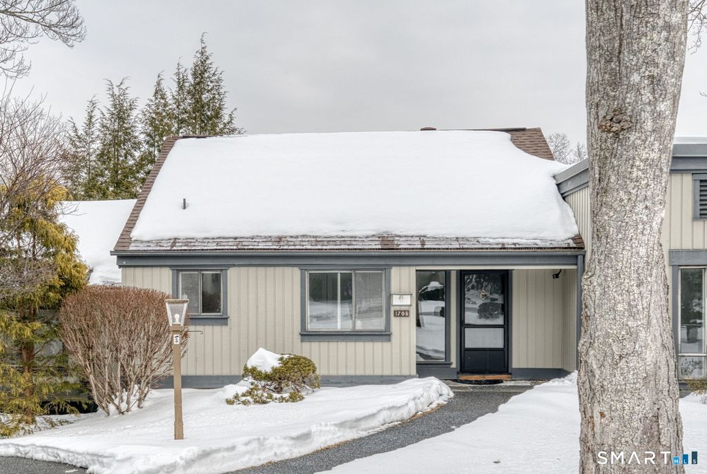 170 Heritage Village B, Southbury, CT 06488